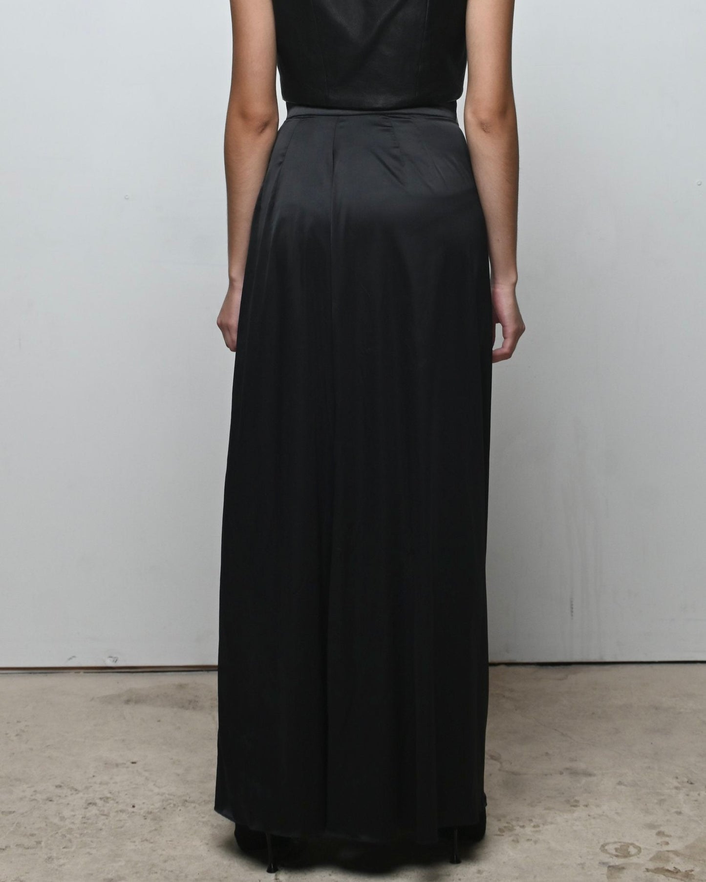SATIN PATTERN HOOK SKIRT